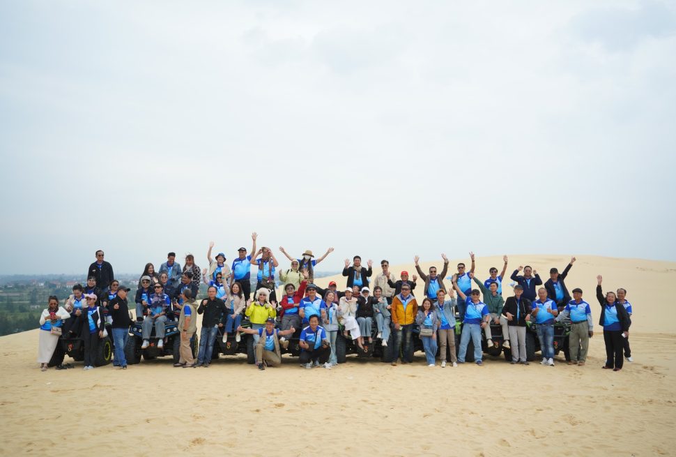 Đồi cát Quang Phú địa điểm checkin cho đoàn Caravan